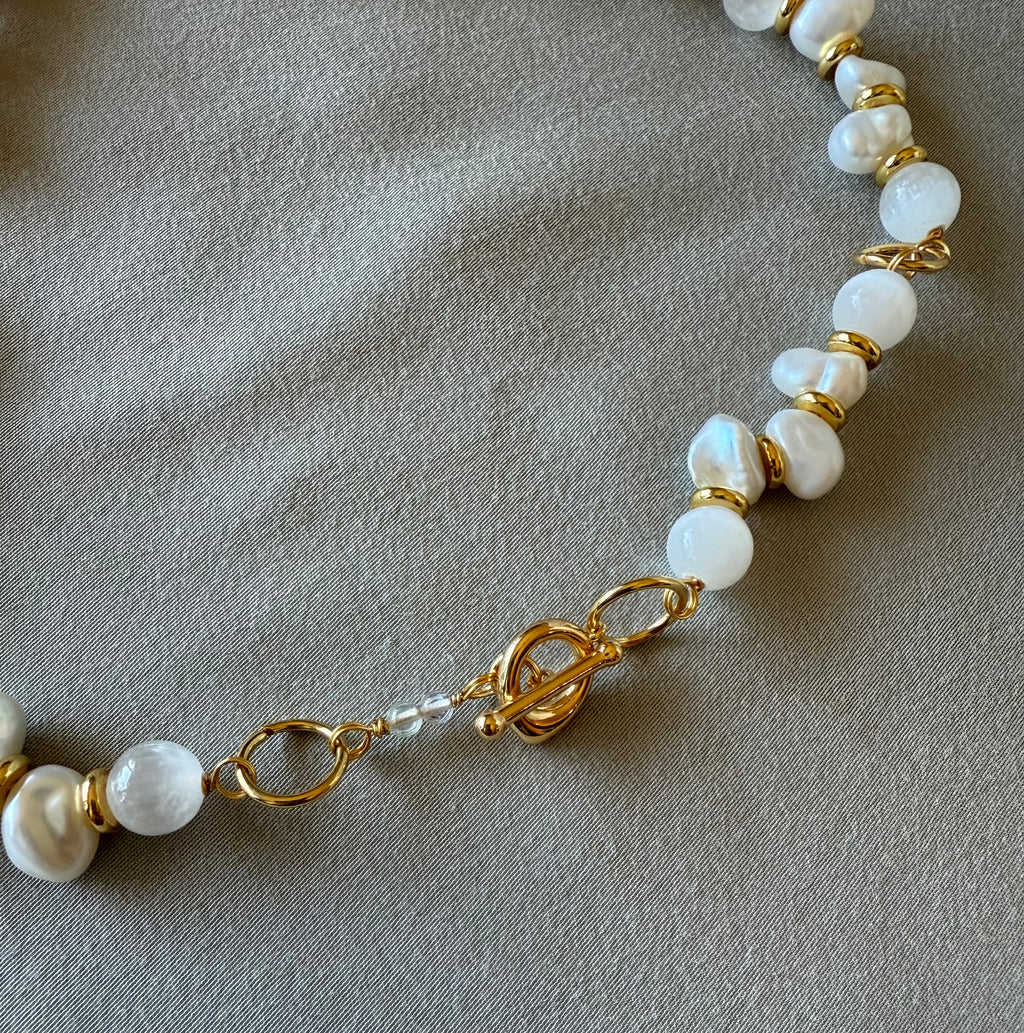 Aphrodite Necklace