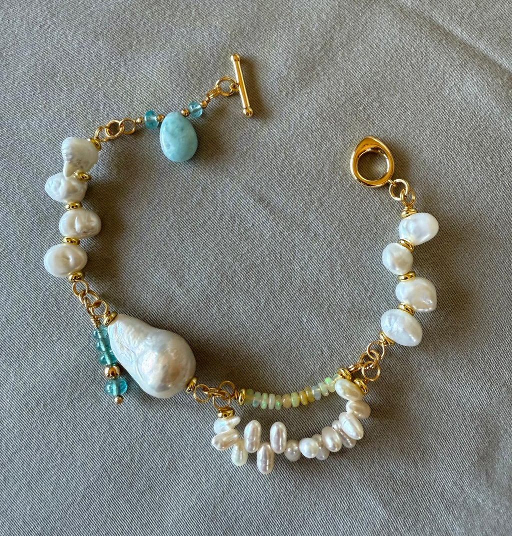 Oceanic Pearl Bracelet