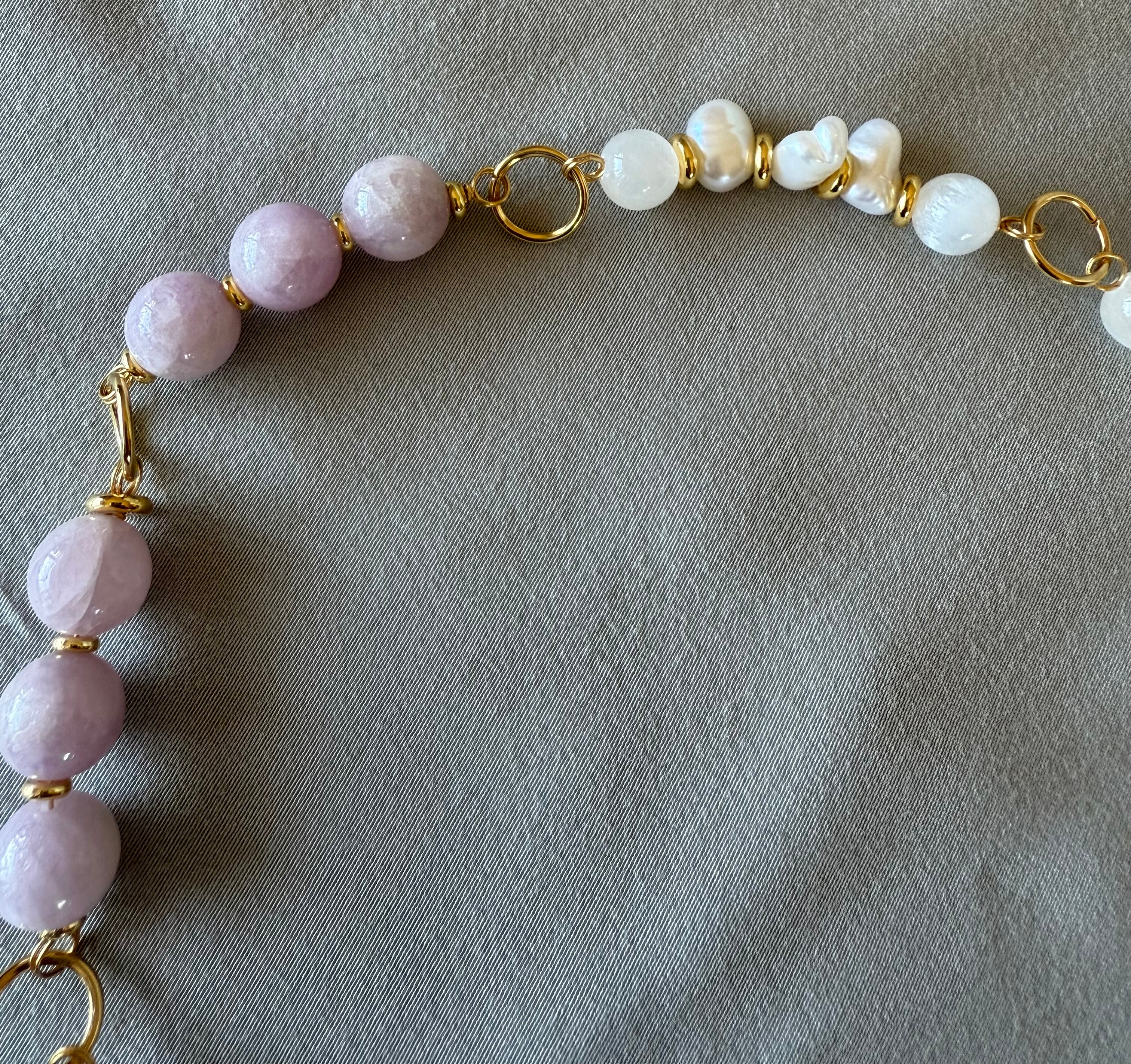 Aphrodite Necklace