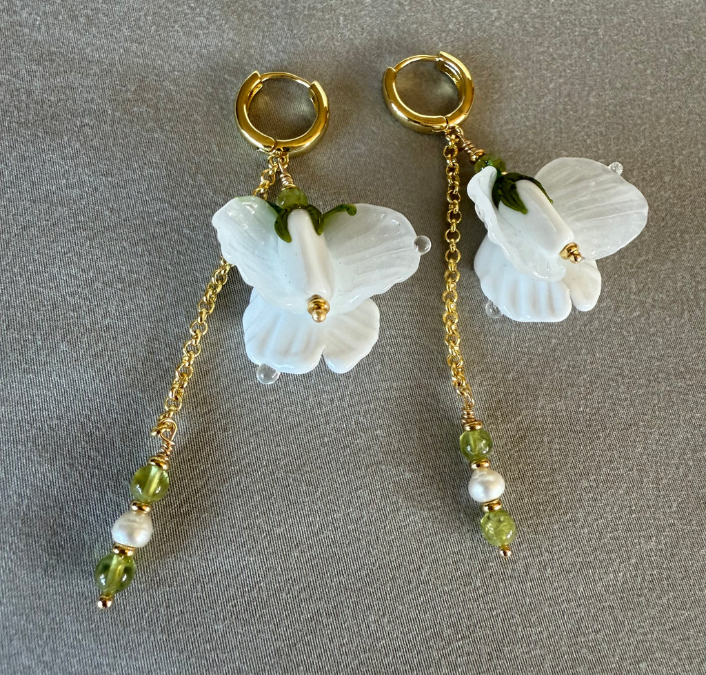 Sweet Pea Flower Earrings