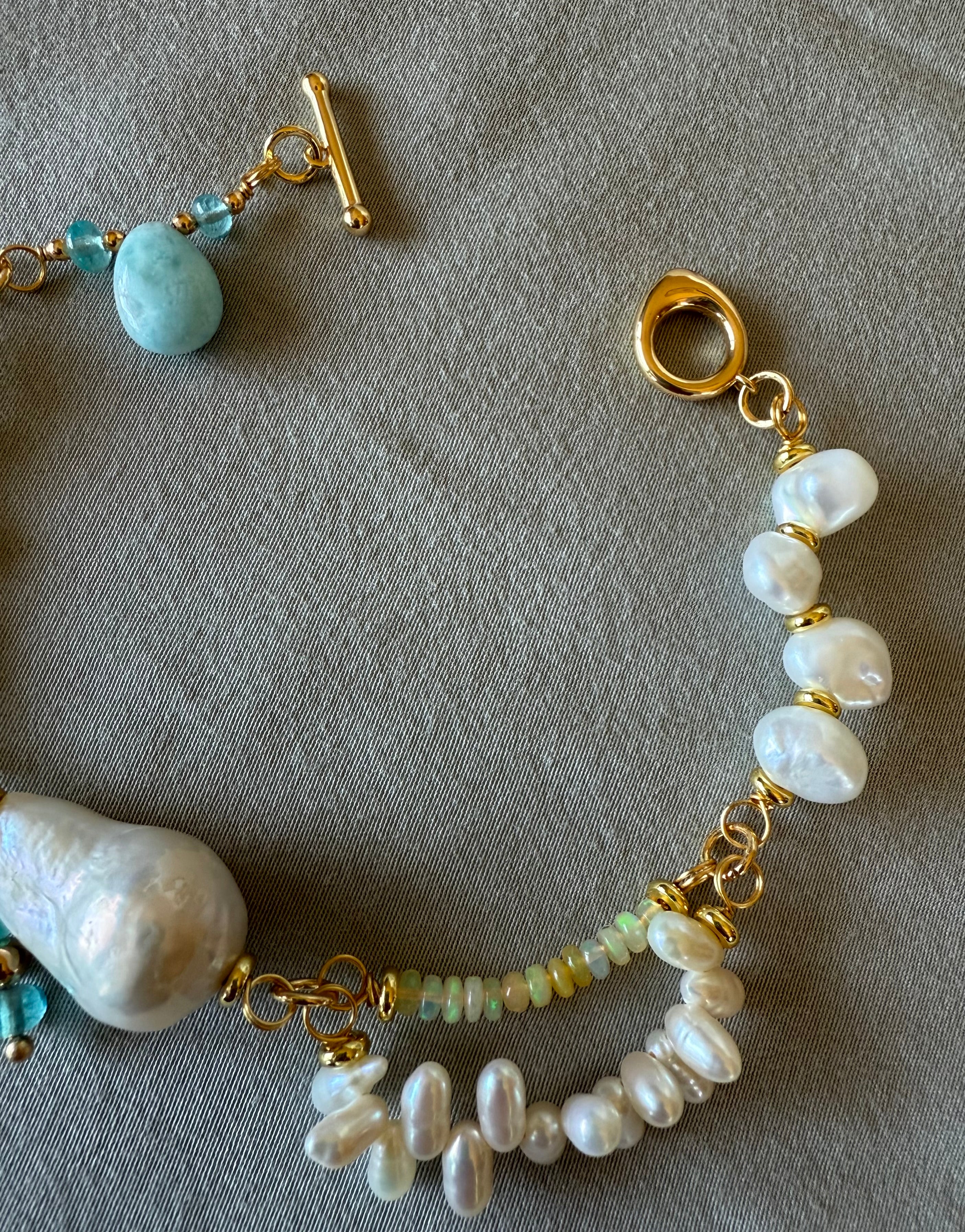 Oceanic Pearl Bracelet